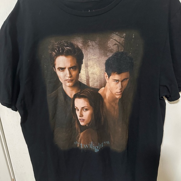 The Twilight Saga Movie Women’s T Shirt 2XL Edward Bella Jacob  Black - Picture 1 of 3